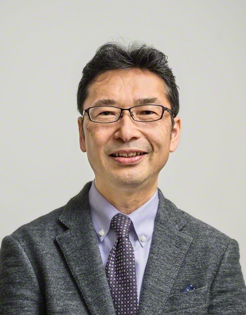 小泉凡氏