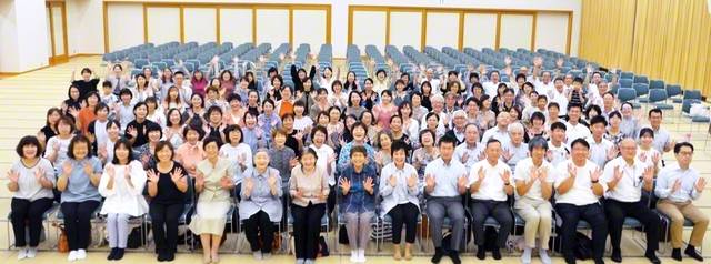 北陸教育部研修会の参加者（10日、富山文化会館で）