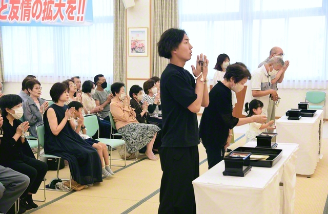 四万十文化会館の勤行法要