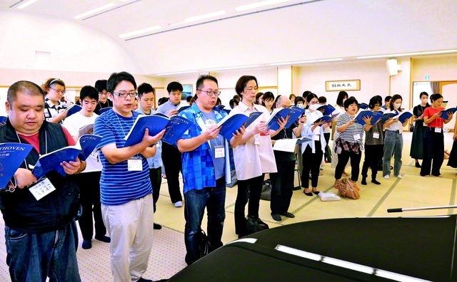 【長崎南王者・長崎新世紀・長崎池田圏】池田先生の平和の指針を読み深め、練習に熱がこもった長崎新世紀県（長崎文化会館で）