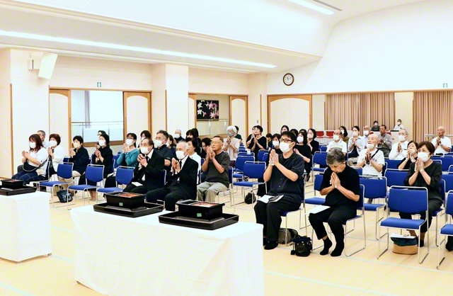 薩摩川内文化会館での追善勤行法要