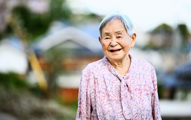 上井ヒサ子さん