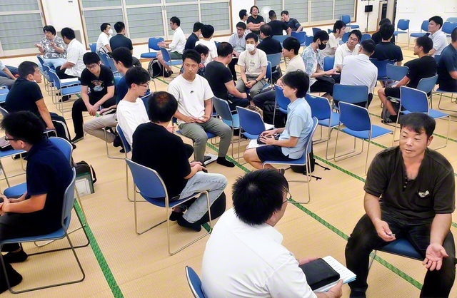 総県男子部の御書学習