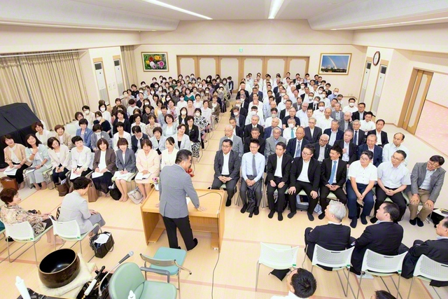 池田先生の三回忌である「11・15」を目指し、弟子の勝利を誓い合った総県圏長会（岐阜文化会館で）