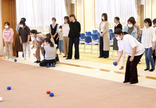 中越栄光圏の創春ミーティング（10月12日、長岡平和講堂で）