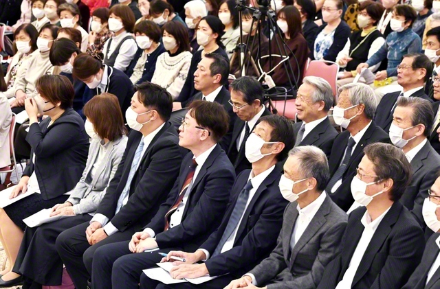 決意あふれる新出発の総静岡代表幹部会（18日、静岡文化会館で）