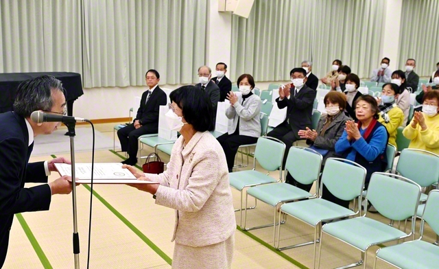 21日、藤枝文化会館で