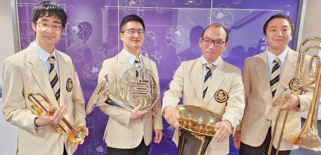 左から猪狩世士樹さん、羽田匡兵さん、佐藤聖一さん、小原拓也さん