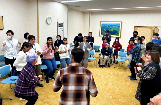 総県国際部の「インターナショナル座談会」