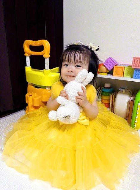 【かわいいドレスで大好きな“うさちゃん”と】松山市　月岡梨奈さん