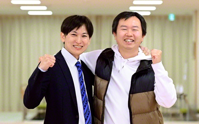 共に笑顔で歩みを進める竹川さん㊨と大橋さん