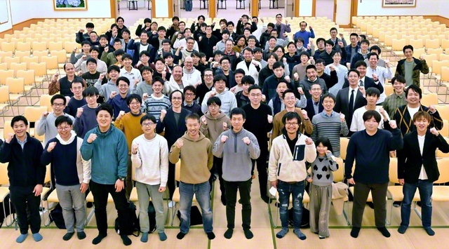 7・11「男子部結成」75周年へ――意気軒高な総県男子部（14日、滋賀文化会館で）