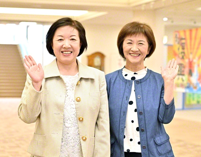 三浦総岩手女性部長㊧、鈴木総岩手総合女性部長