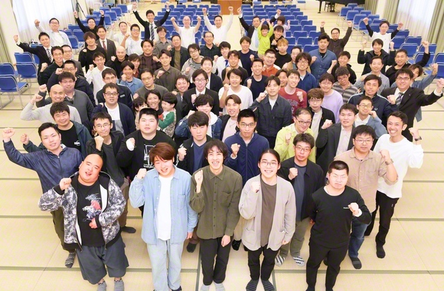 部結成75周年の7月へ前進！――誓いも新たに出発を切った長崎総県男子部の記念総会（諫早文化会館で）