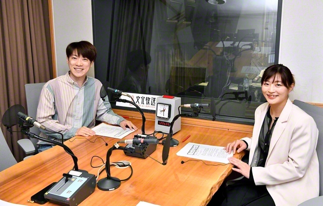 横山だいすけさん㊧と角田夏実さん