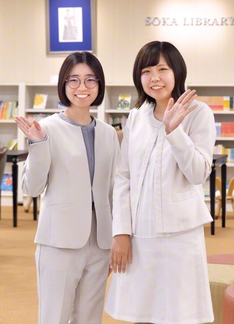 磯田美紀さん㊨と後藤美穂さん