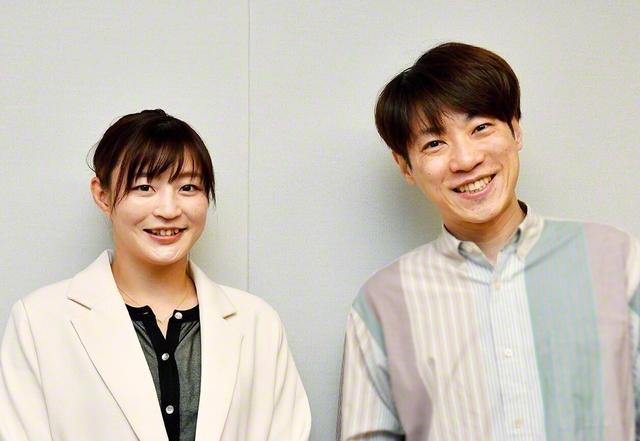 横山だいすけさん㊨と角田夏実さん