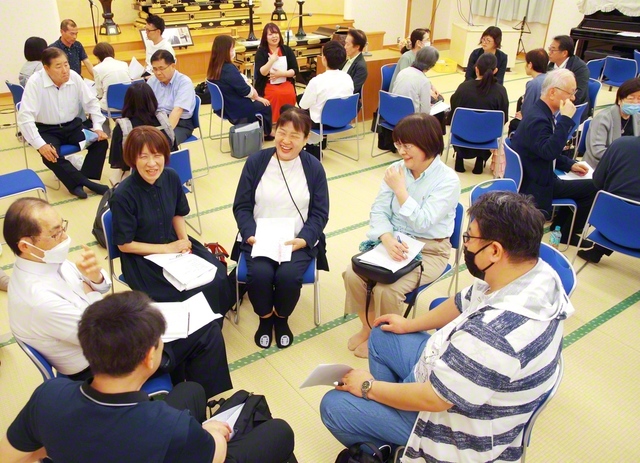 総県教育部員会