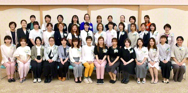総県女性部「白ゆり大学校」の世界青年学会第1期の開校式