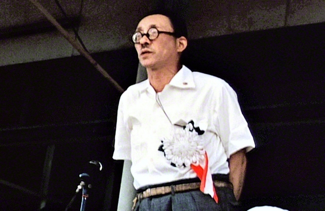 横浜・三ツ沢の競技場で「原水爆禁止宣言」を発表する戸田先生（1957年9月8日）