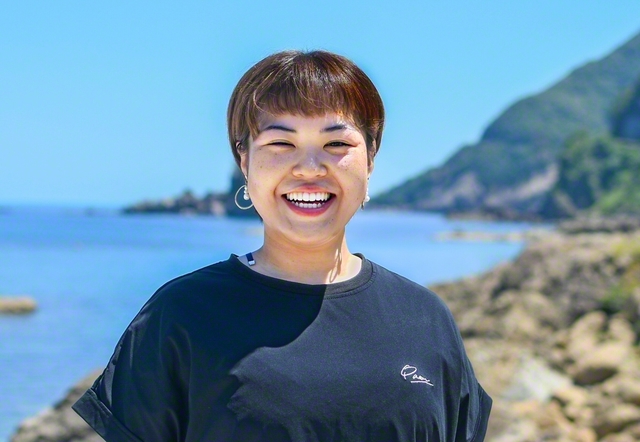 小林彩さん