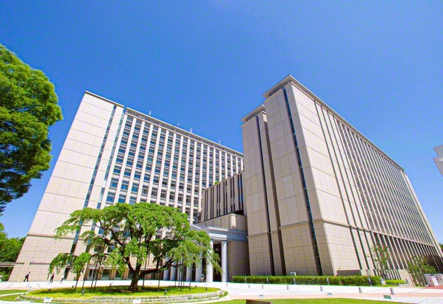 国際色豊かな創価大学のキャンパス