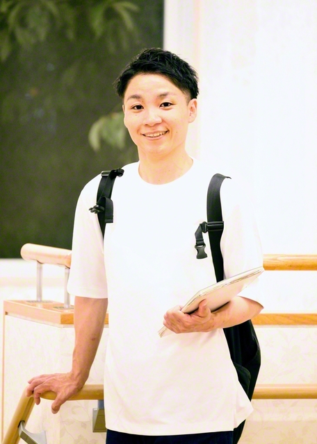 「全ての苦労が今の私の自信になっています」と語る圓藤さん。信心の確信を胸に、今日も仕事と学会活動にまい進する