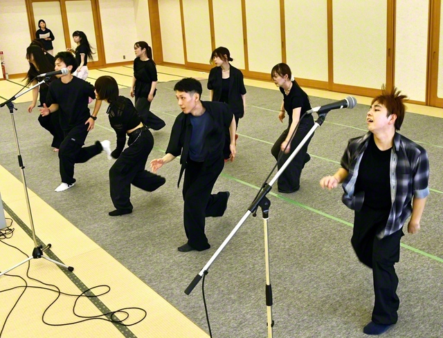 ダンスチーム「UNHIDE（アンハイド）」が、自分らしさをありのままに表現する