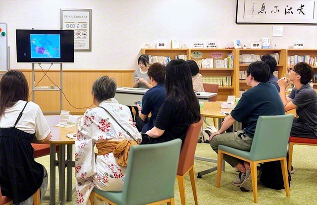 語学・文化講座の様子（8月16日、山口文化会館で）