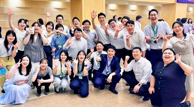 4日間を共に過ごした韓国の友と（8月23日、ソウルで）