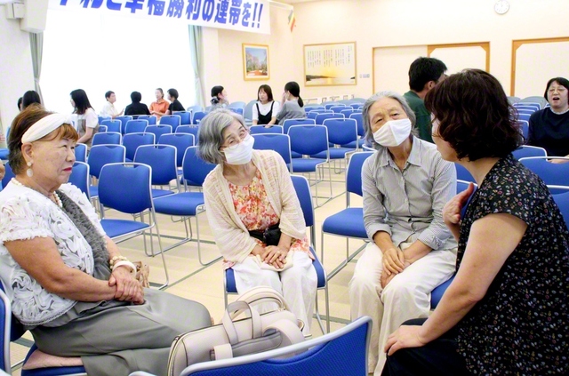 総県教育部の夏季研修会では、ディスカッションも行われた（諫早文化会館で）