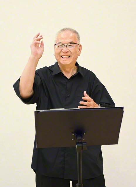 【紀州圏・新南支部　谷口周平さん（78）】シニア世代の男声合唱団で総務部長を担う谷口さん＝地区幹事。“明るく楽しく元気良く”を合言葉に、団員たちと愉快に歌い、要の指揮者も務める。俳句やウクレレの教室にも通い、100人以上と友情を。「人の輪の中に喜びがあります」