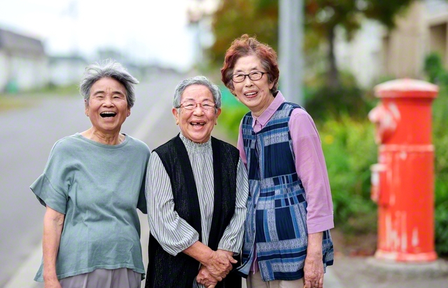 左から高橋さん、佐藤さん、二川さん