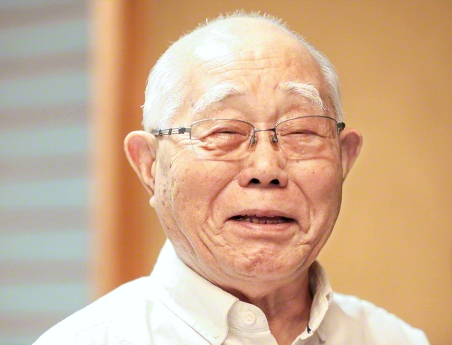 塚本義俊さん