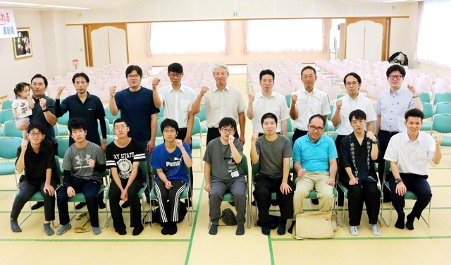 広布拡大を誓い合った東総県の男子部の友