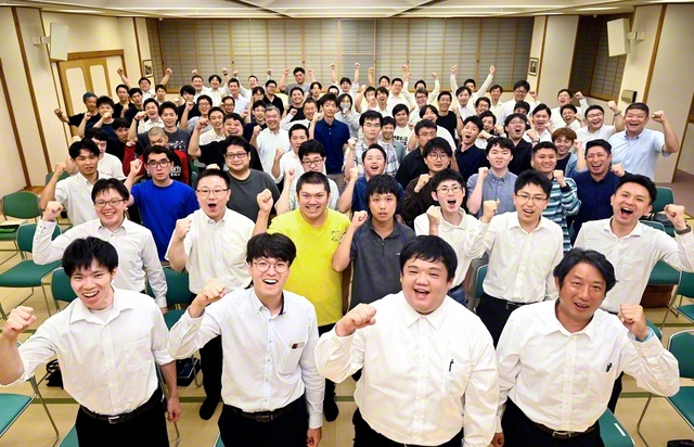 一騎当千の勇者が集った総県男子部幹部会（13日、富山文化会館で）