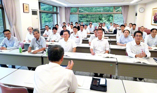 北陸壮年部が研修
