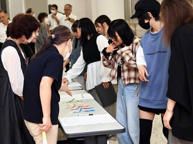 未来本部の友が受付を担当