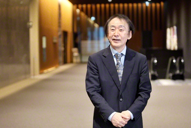 ありき・こうじ　1967年、大阪府生まれ。美術史家。京都大学大学院人間環境学研究科修了。著書『ピサロ/砂の記憶』で吉田秀和賞、『ゴーガンと仏教』で芸術選奨文部科学大臣賞。本年9月、香雪美術館館長に就任