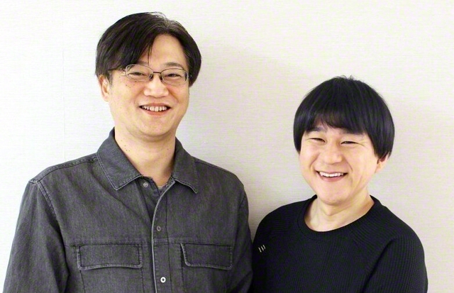 温かな同志に包まれながら、笑顔で語り合う宮原さん㊨と竹﨑さん