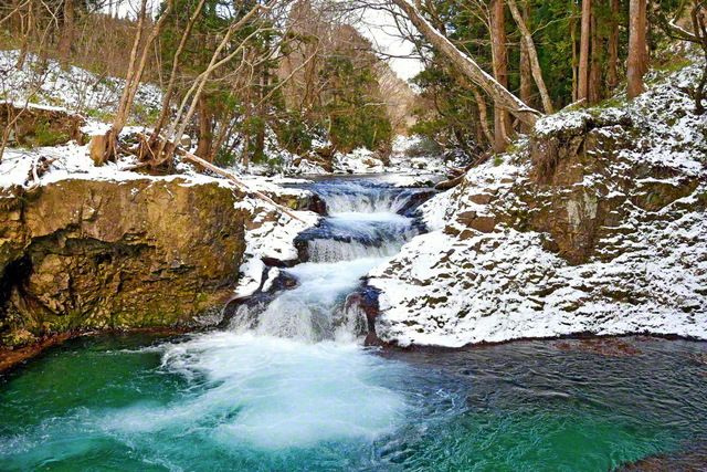 岨谷峡の雪景色