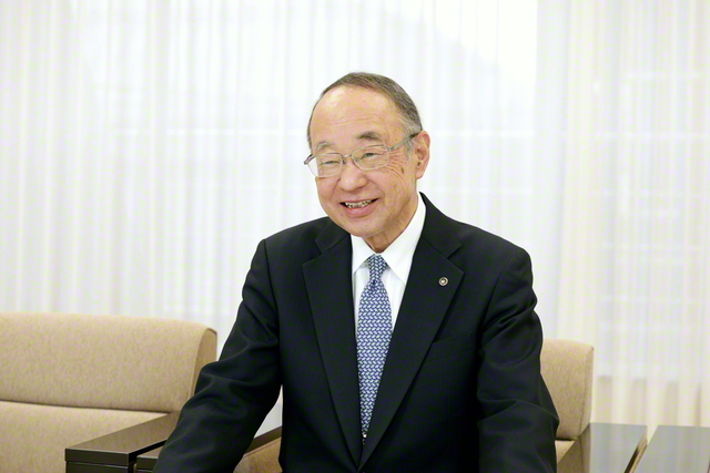 読書は人生を開く扉――創価大学「池田文庫」をひもとく〉第3回 内村鑑三