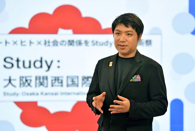すずき・だいすけ　1977年生まれ。株式会社アートローグ代表取締役CEO。大阪経済大学客員教授。大阪大学社会ソリューションイニシアティブ（SSI）招へい研究員。大阪市立大学の研究プロジェクトを経て起業し、アートを通じた社会づくりに尽力。グッドデザイン賞など受賞多数