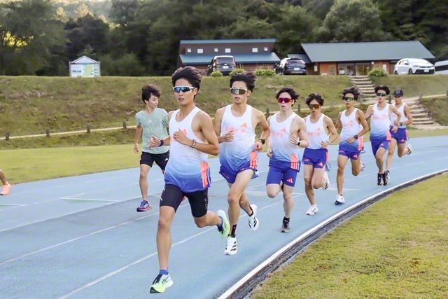 1キロ3分ペースで走り切る力を付けていく＝創大駅伝部提供