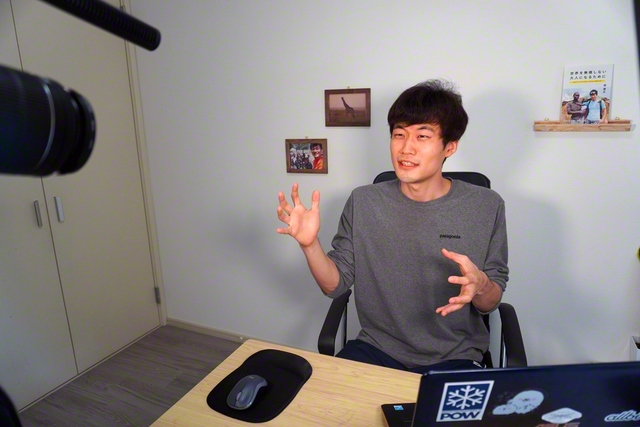 YouTubeを撮影している原さん
