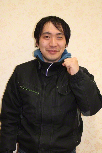 「“仕事は3倍努力”の学会指導を胸に前進していきます！」と決意する高津戸さん