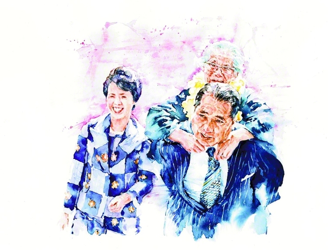 お母さんを背負う池田先生。この時、先生は、花が好きなお母さんのために、レイと桜の小枝をプレゼントしました。受け取ったお母さんは、「ありがとう、ありがとう」と、ほほ笑みながら何度も言いました