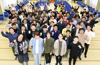 部結成75周年の7月へ前進！――誓いも新たに出発を切った長崎総県男子部記念総会（19日、諫早文化会館で）