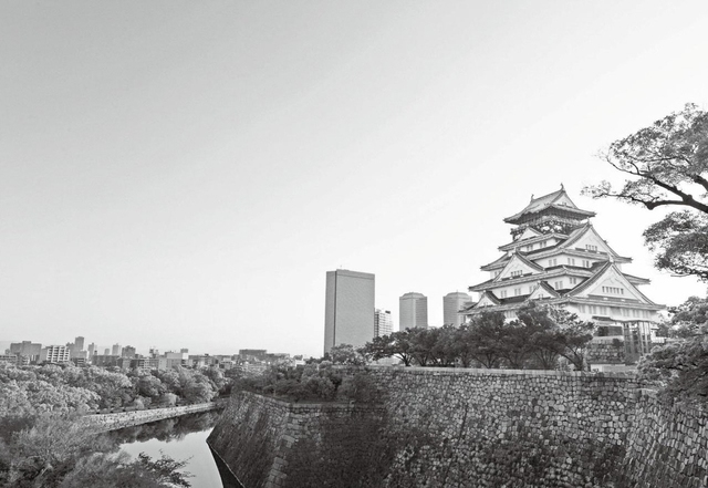 大阪城が堂々と