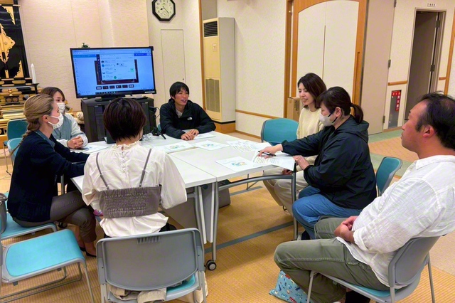 宿毛会館とオンラインで、展示の打ち合わせ（四万十文化会館で）